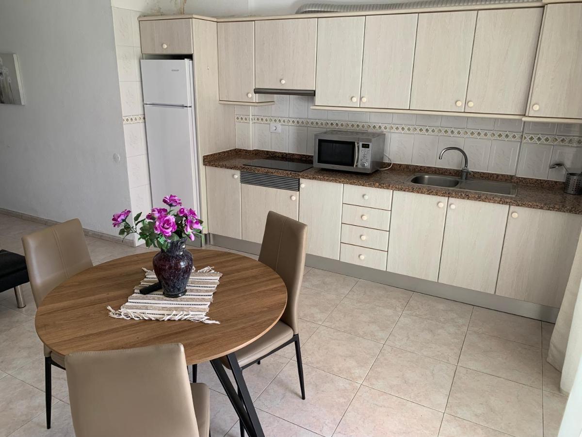 Apartmán Comodoro, Situado En Frente Del Mar Los Cristianos  Exteriér fotografie